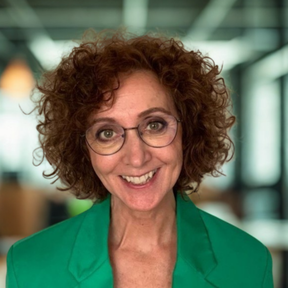 Lia van Oversteeg